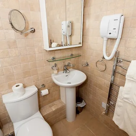 Апартаменты Cowper 415 *